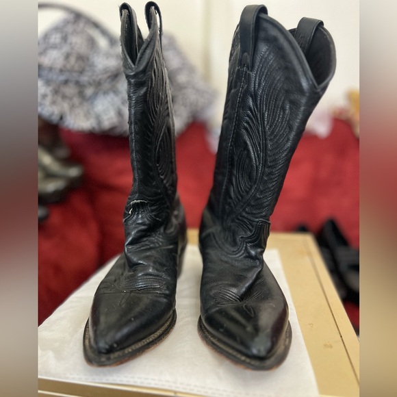 Black Leather Cowboy Boots - Picture 5 of 11